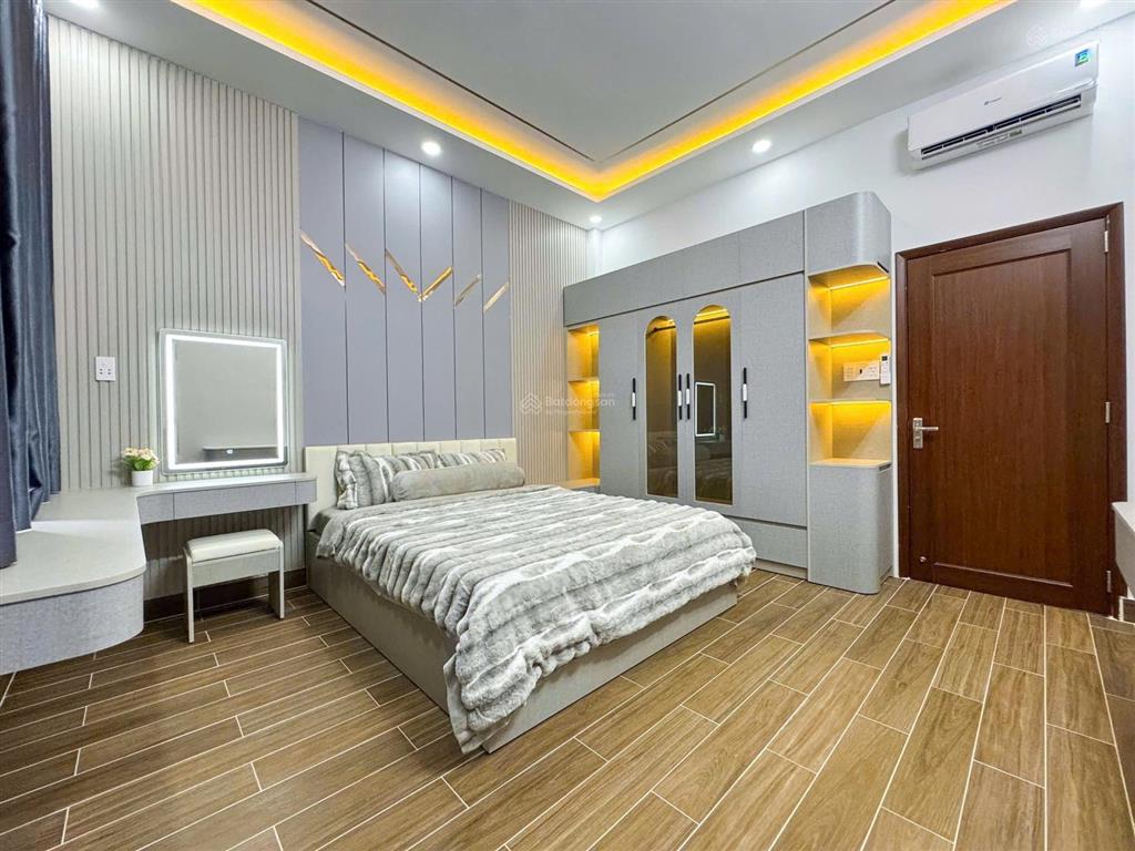 Nhà mới hiện đại góc 2mt không lg mtkd hẻm 2581 htp  sát kdc anh tuấn riverside