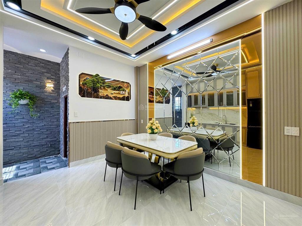 Nhà mới hiện đại góc 2mt không lg mtkd hẻm 2581 htp  sát kdc anh tuấn riverside