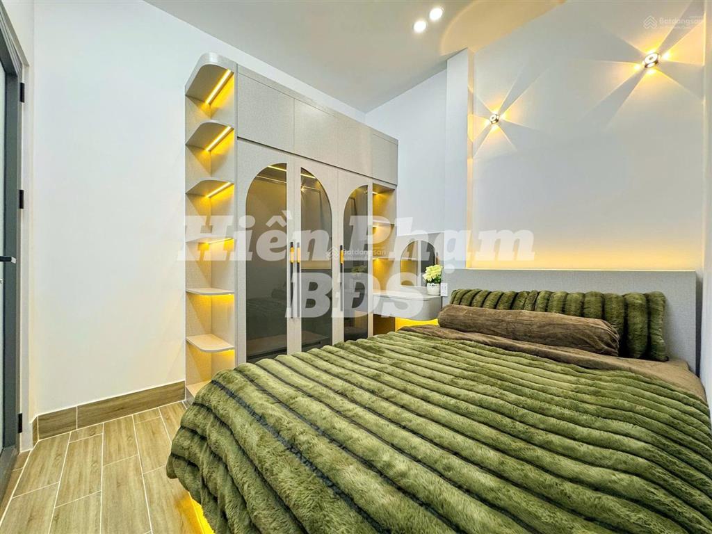 Nhà mới full nt cấp 4 đường đào tông nguyên