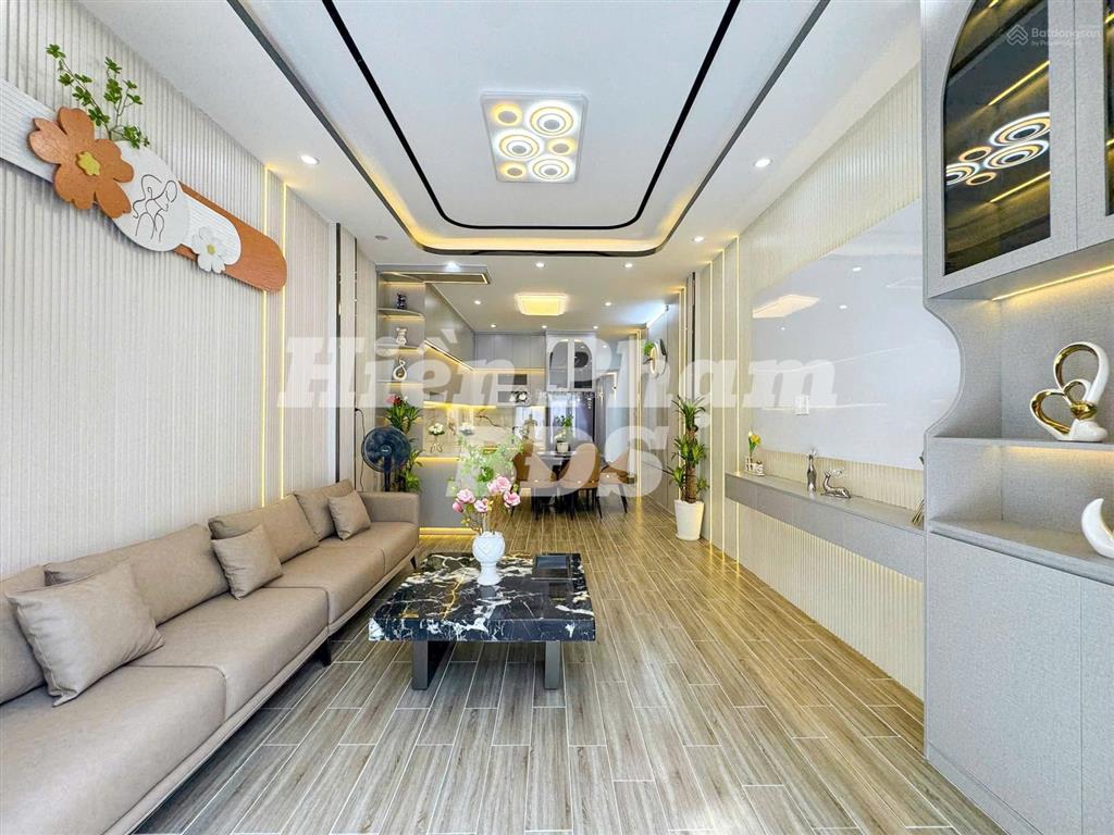 Nhà mới full nt cấp 4 đường đào tông nguyên