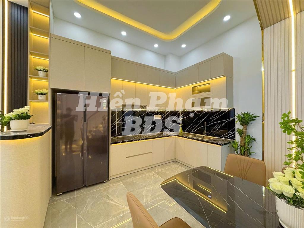 Nhà mới xây 100% hẻm 1830 huỳnh tấn phát  đối diện công an thị trấn nhà bè