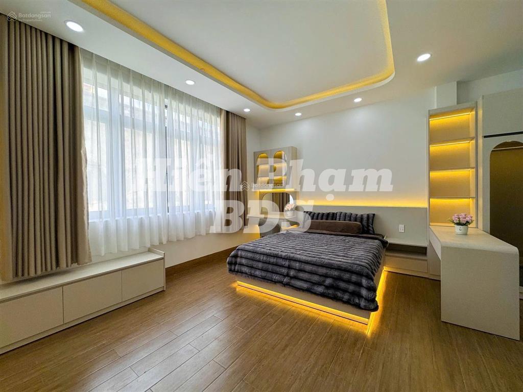 Nhà mới xây 100% hẻm 1830 huỳnh tấn phát  đối diện công an thị trấn nhà bè