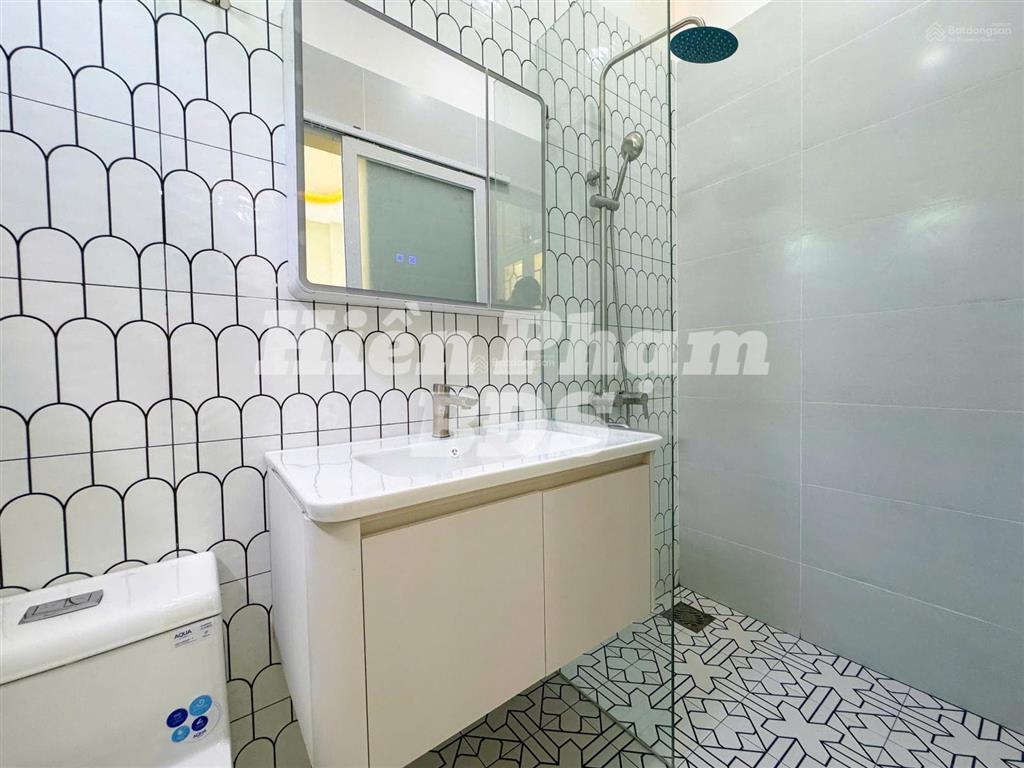 Nhà phố tân cổ điển  hẻm xe hơi sát nhà đường tân thuận tây