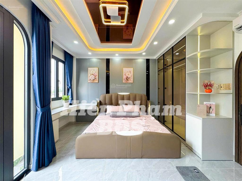 Nhà phố 5 tầng mới xây hẻm xe hơi 76 dương cát lợi