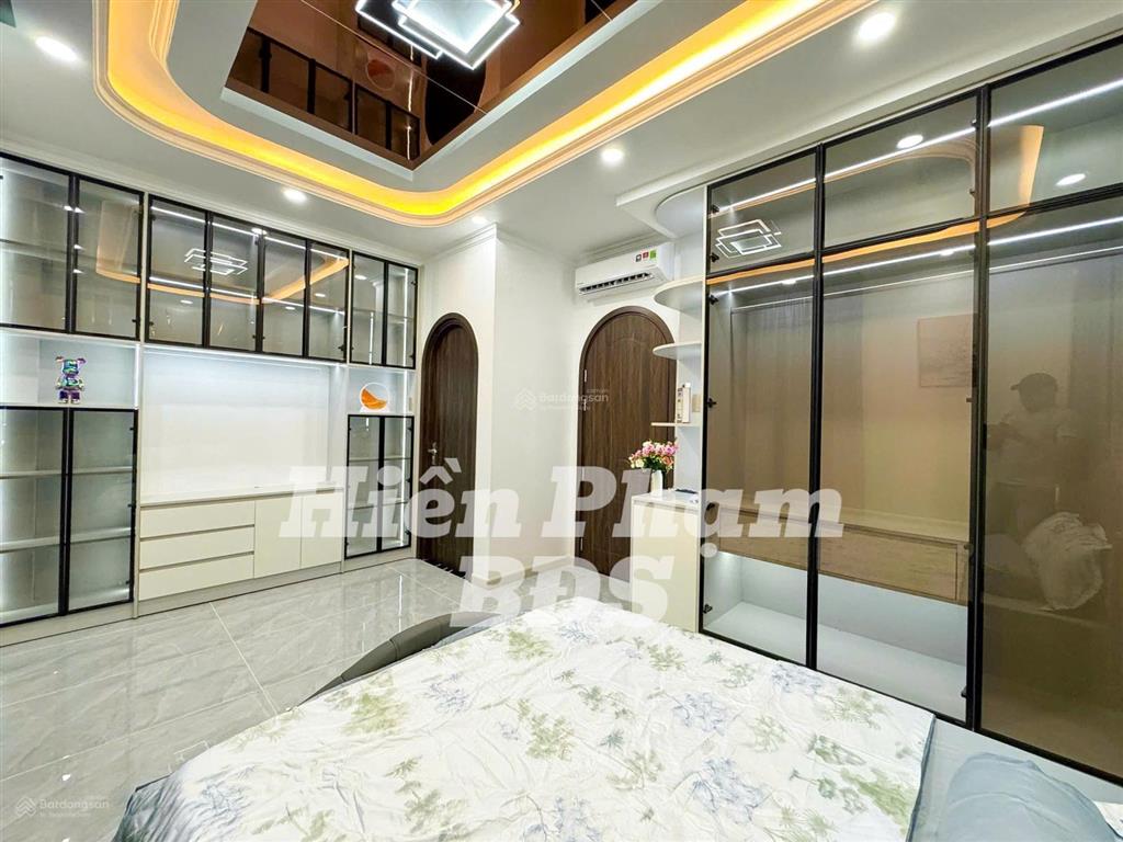 Nhà phố 5 tầng mới xây hẻm xe hơi 76 dương cát lợi