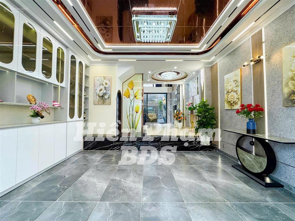 Nhà phố 5 tầng mới xây hẻm xe hơi 76 dương cát lợi