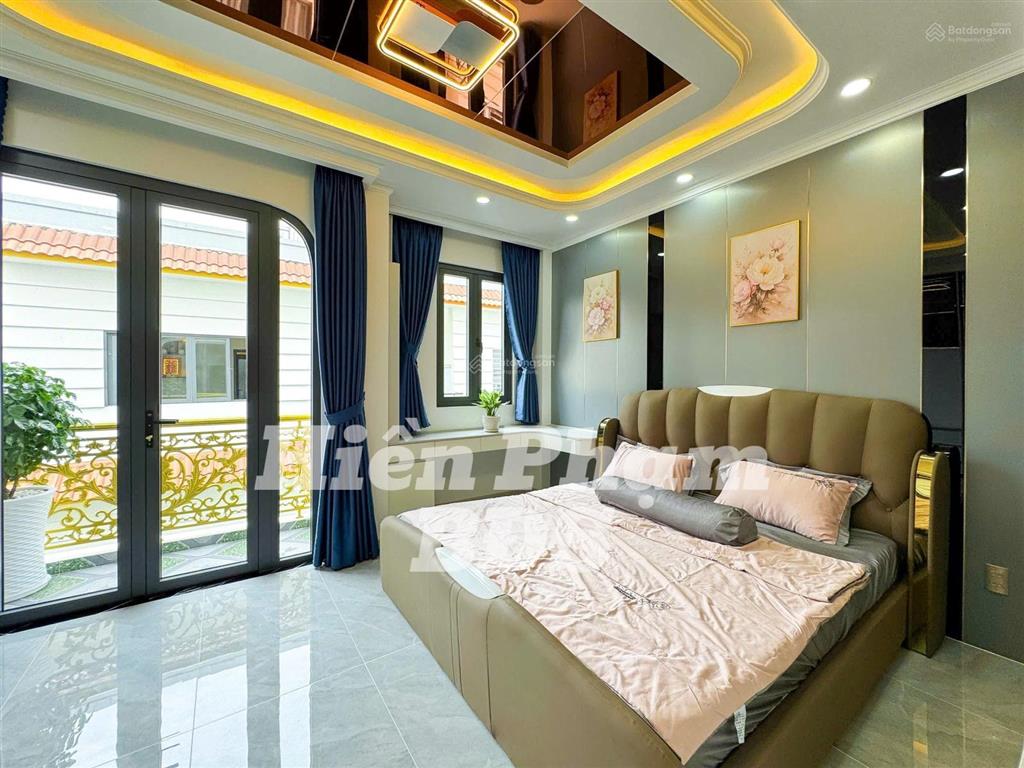 Nhà phố 5 tầng mới xây hẻm xe hơi 76 dương cát lợi