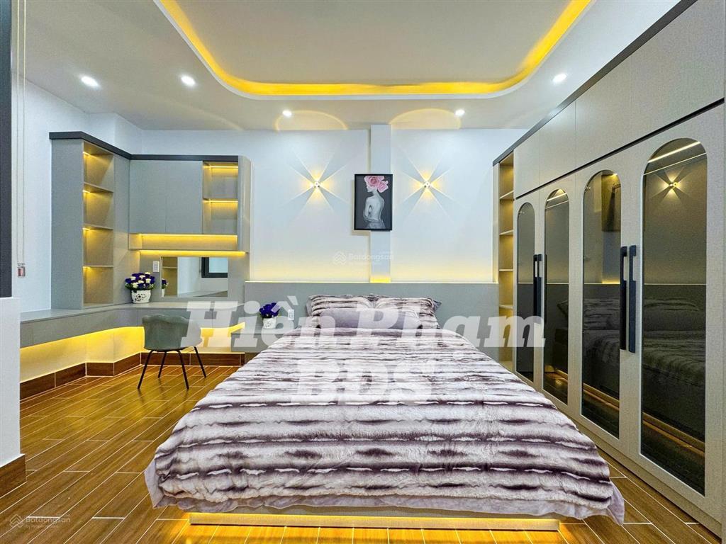 Nhà mới hiện đại 2 lầu st hẻm 1942 huỳnh tấn phát  nhà bè