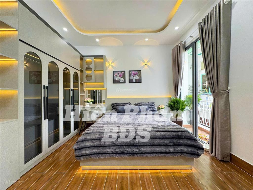 Nhà mới hiện đại 2 lầu st hẻm 1942 huỳnh tấn phát  nhà bè