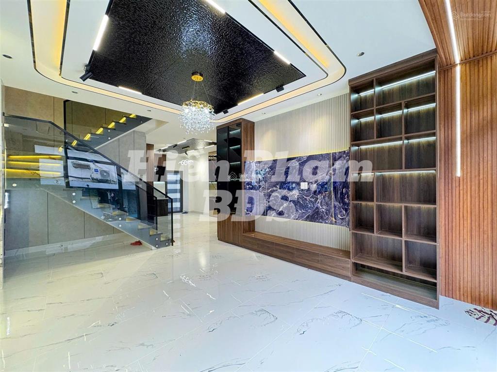Nhà mới hiện đại full nt hẻm 588 huỳnh tấn phát  liền kề pmh