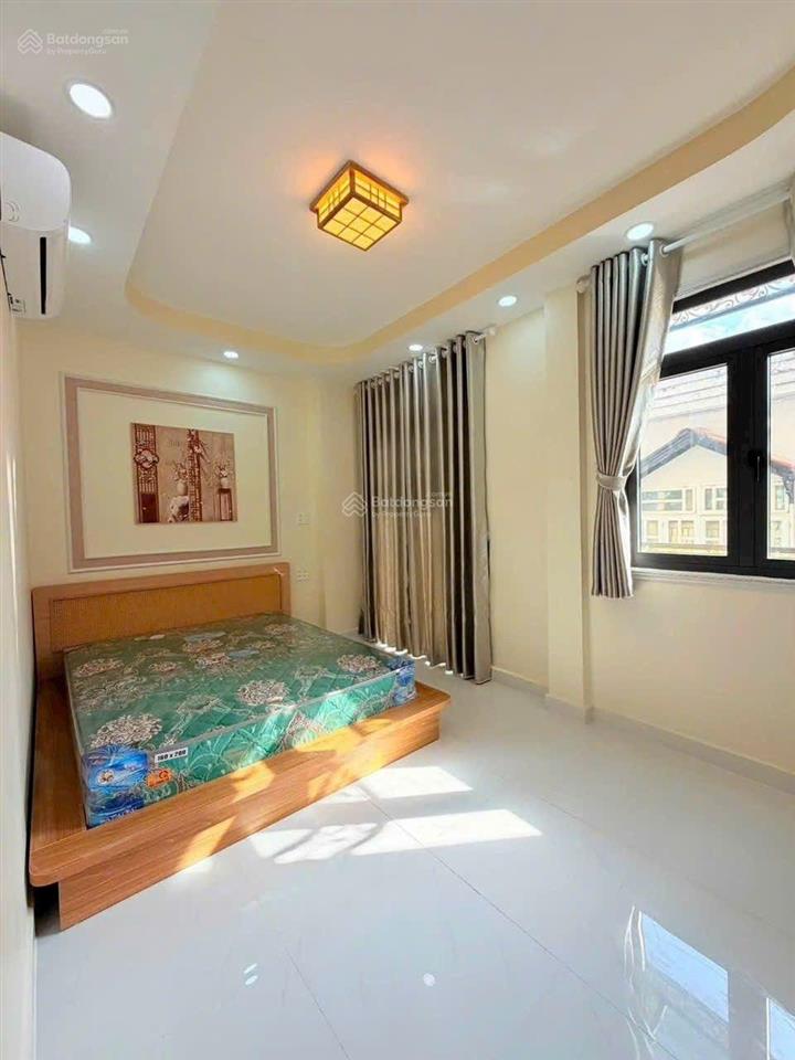 Nhà phố hiện đại  trẻ trung 2 lầu st hẻm 1806 huỳnh tấn phát