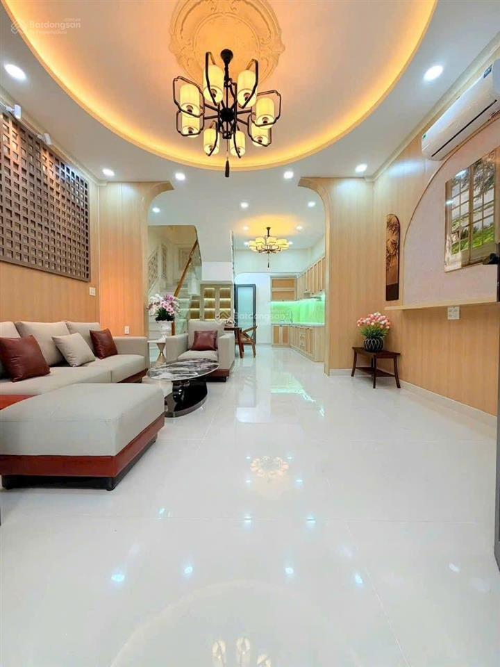 Nhà phố hiện đại  trẻ trung 2 lầu st hẻm 1806 huỳnh tấn phát