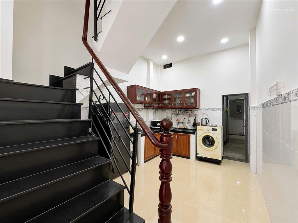 Nhà phố shr 1 lầu mtkd hẻm 3m huỳnh tấn phát  p. phú thuận