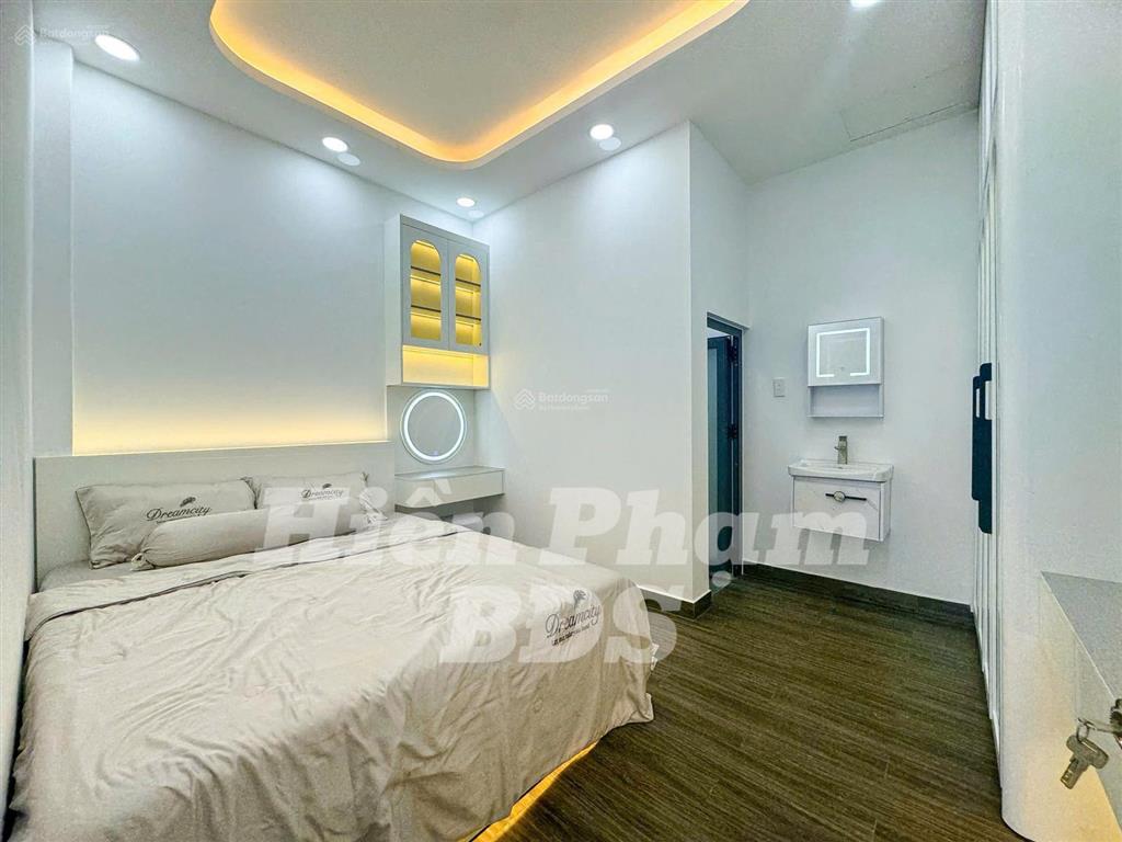 Nhà mới hiện đại full nội thất hxh 1942 htp  ttnb