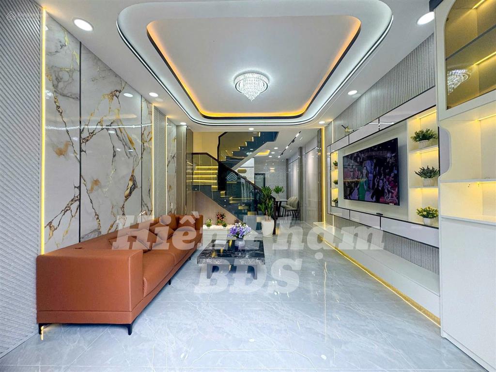 Nhà mới hiện đại full nội thất hxh 1942 htp  ttnb
