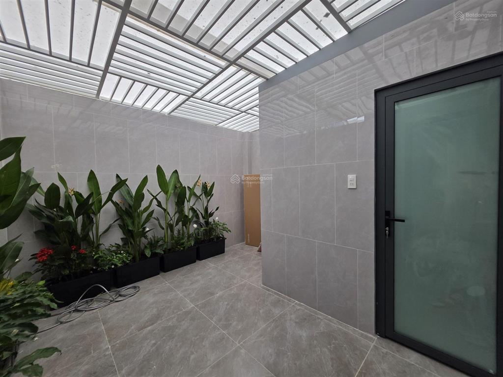 Nhà mới hiện đại mtkd hẻm 8m chuyên dùng 9  kết nối qua pmh chỉ 5p