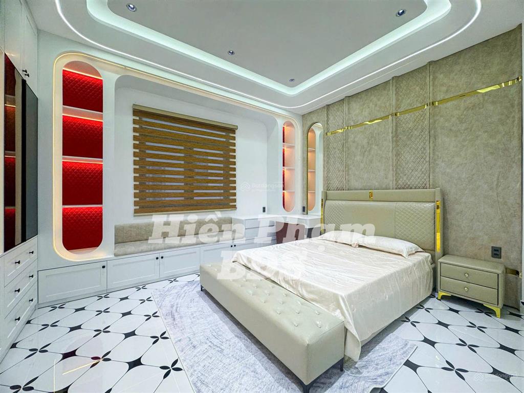 Nhà phố 3 tầng vừa xây xong có trang bị thang máy kdc phú mỹ  liền kề pmh