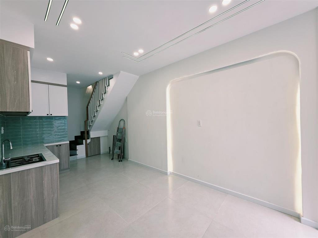 Nhà phố mtkd hẻm 861 trần xuân soạn  liền kề kdc himlam