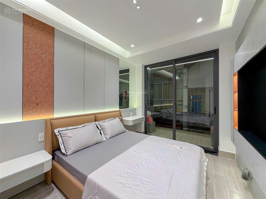 Siêu phẩm nhà phố 2 tầng hẻm 803 huỳnh tấn phát  liền kề pmh, kdc nam long