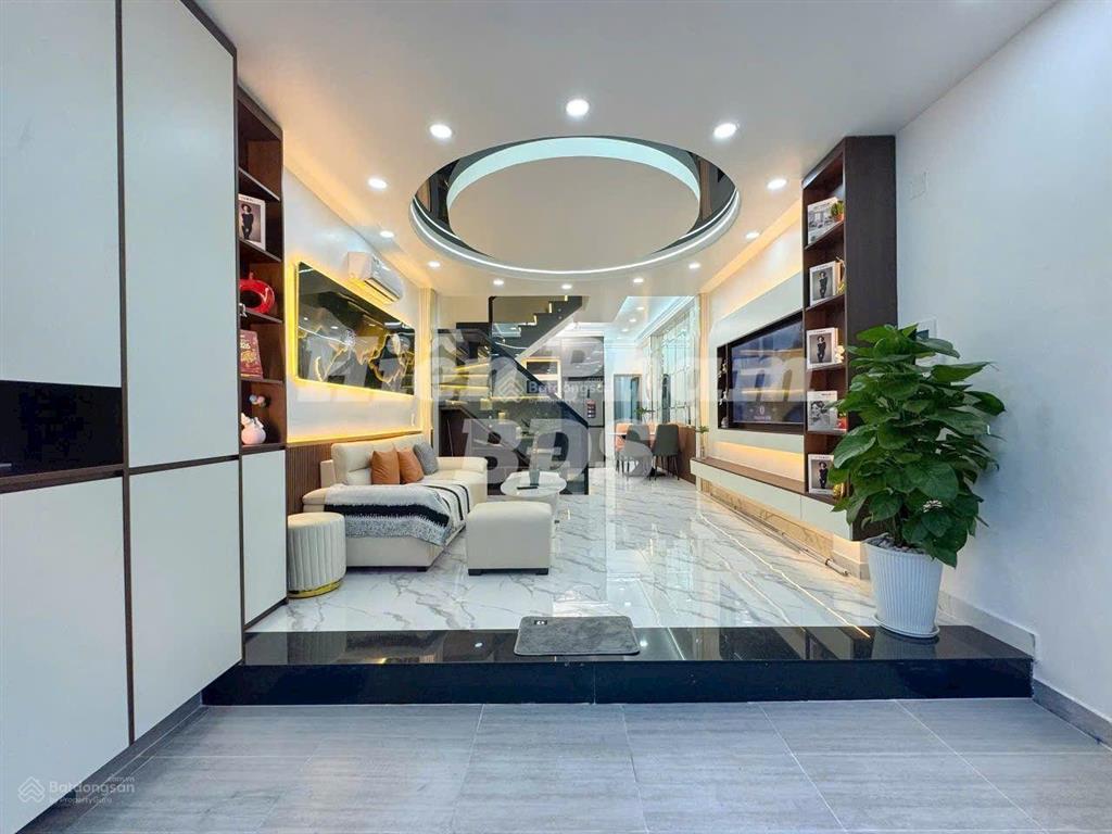 Nhà phố mtkd hxh cạnh bùi văn ba  kết nối qua q4 chỉ 500m