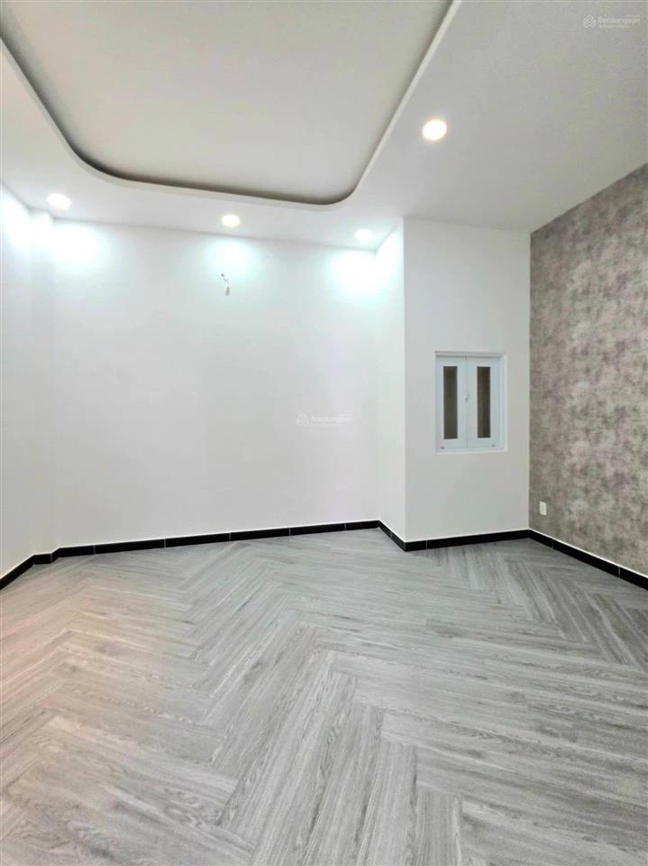 Nhà phố hiện đại hxh quay đầu huỳnh tấn phát  nhà bè  4.8x11m