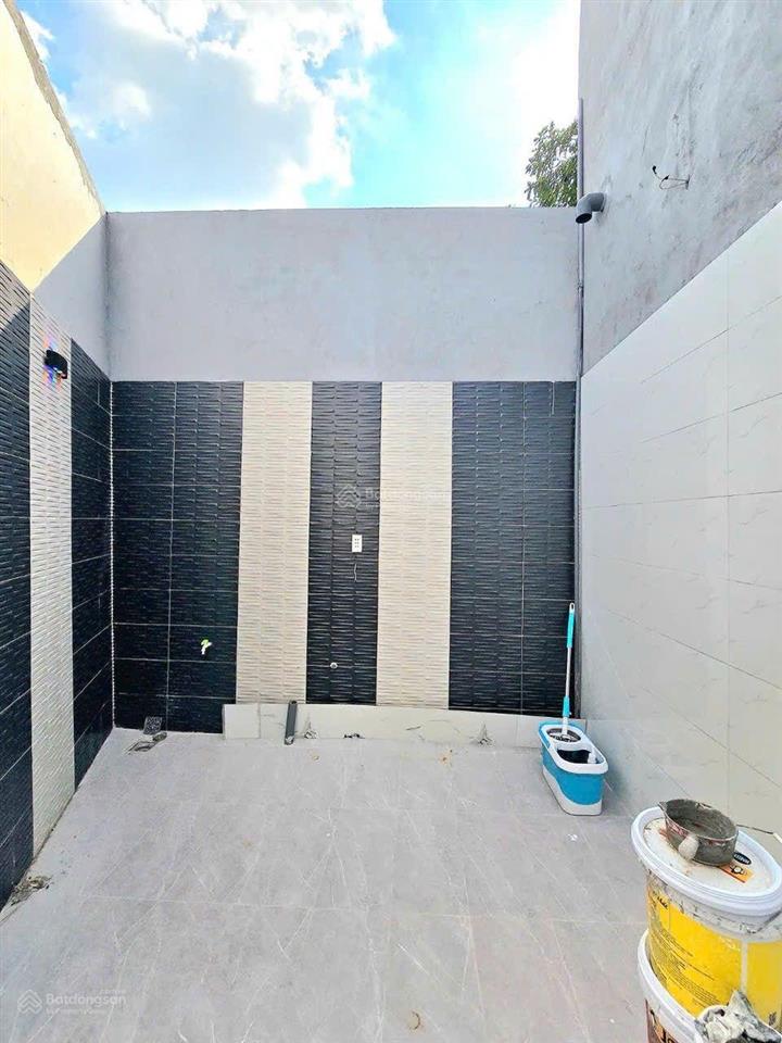 Nhà mới xây 2 tầng mtkd hẻm huỳnh tấn phát  cách mt chỉ 30m