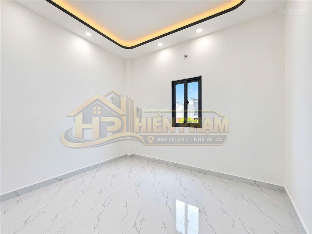 Nhà phố 2 tầng hẻm 115 phạm hữu lầu  cạnh gas metro  tương lai mở đường 14m trước mặt