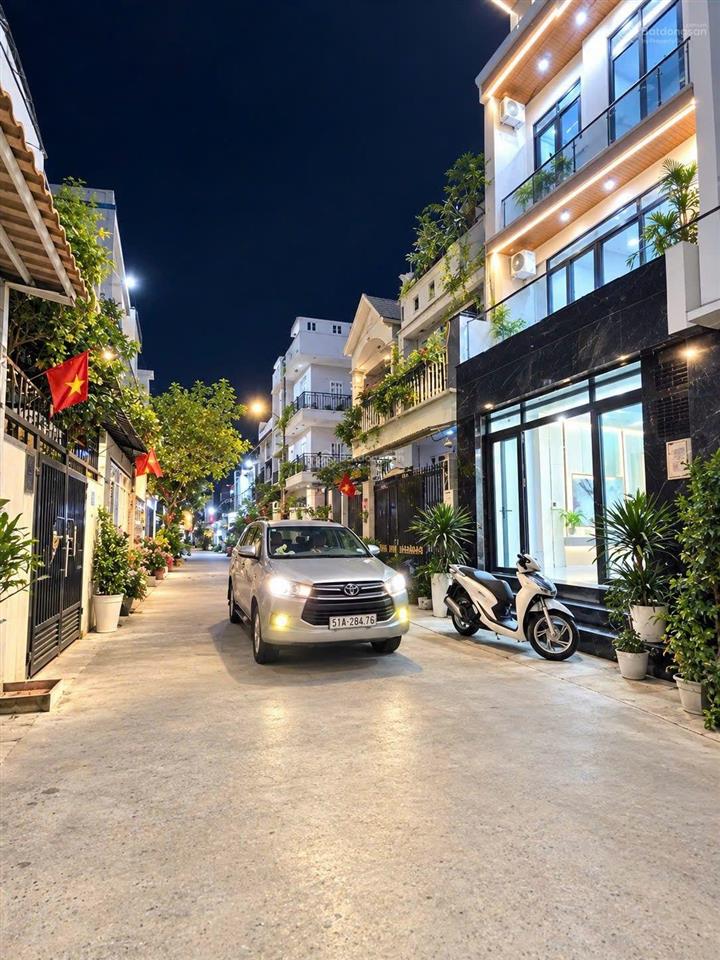Ngộp bank  chủ hạ giá gần 1ty bán nhanh nhà mtkd hẻm 83 đào tông nguyên