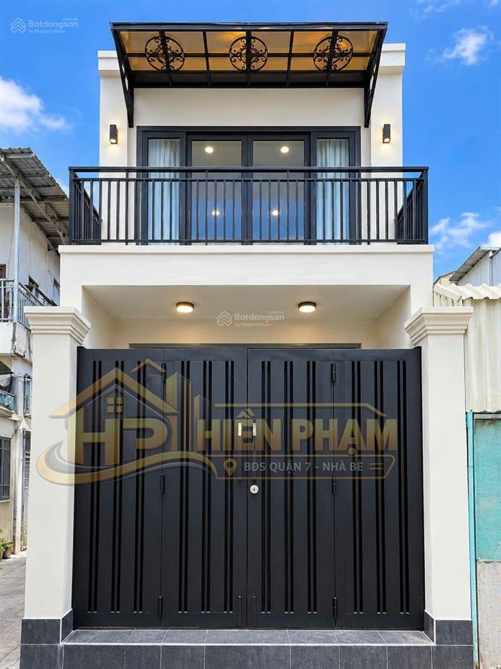 Nhà mới hoàn thiện hẻm 270 htp  cách q4 chỉ 500m