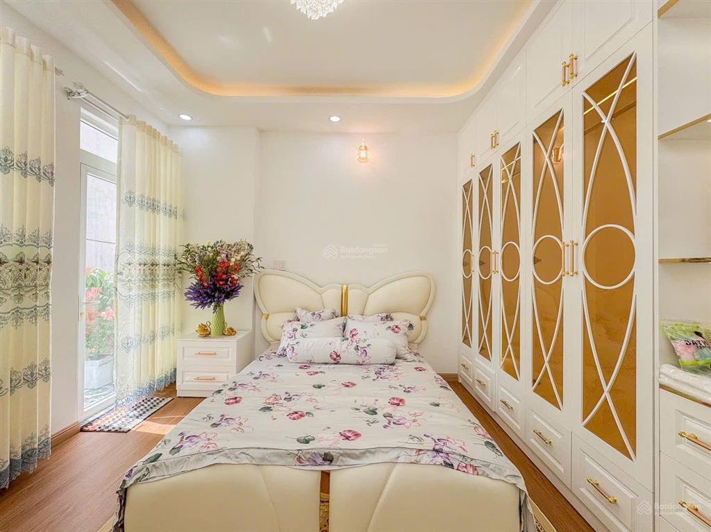 Nhà mới hoàn thiện full nt lô nhì hẻm 1387 htp  cạnh phú mỹ hưng