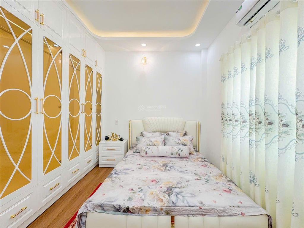 Nhà mới hoàn thiện full nt lô nhì hẻm 1387 htp  cạnh phú mỹ hưng