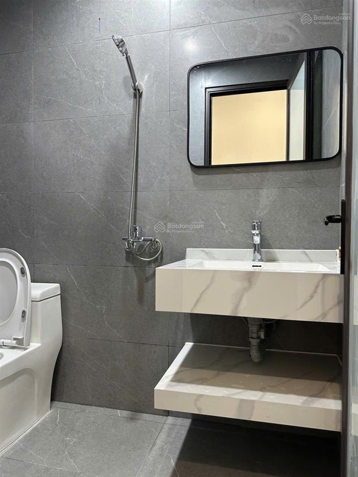 Bán nhà mặt phố chiến thắng 57m2  2 mặt đường trước sau  kinh doanh bất chấp