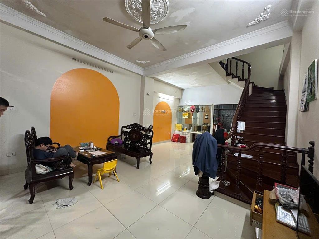 Bán liền kề xa la 76m2  ngay chân chung cư  kinh doanh đắt hàng  giá 21.x tỷ