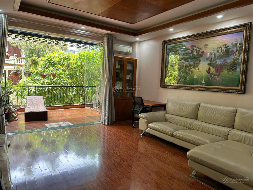Chính chủ cho thuê nhà nguyên căn kđt văn quán  mặt đường nguyễn sơn hà  kinh doanh & ở đỉnh cao