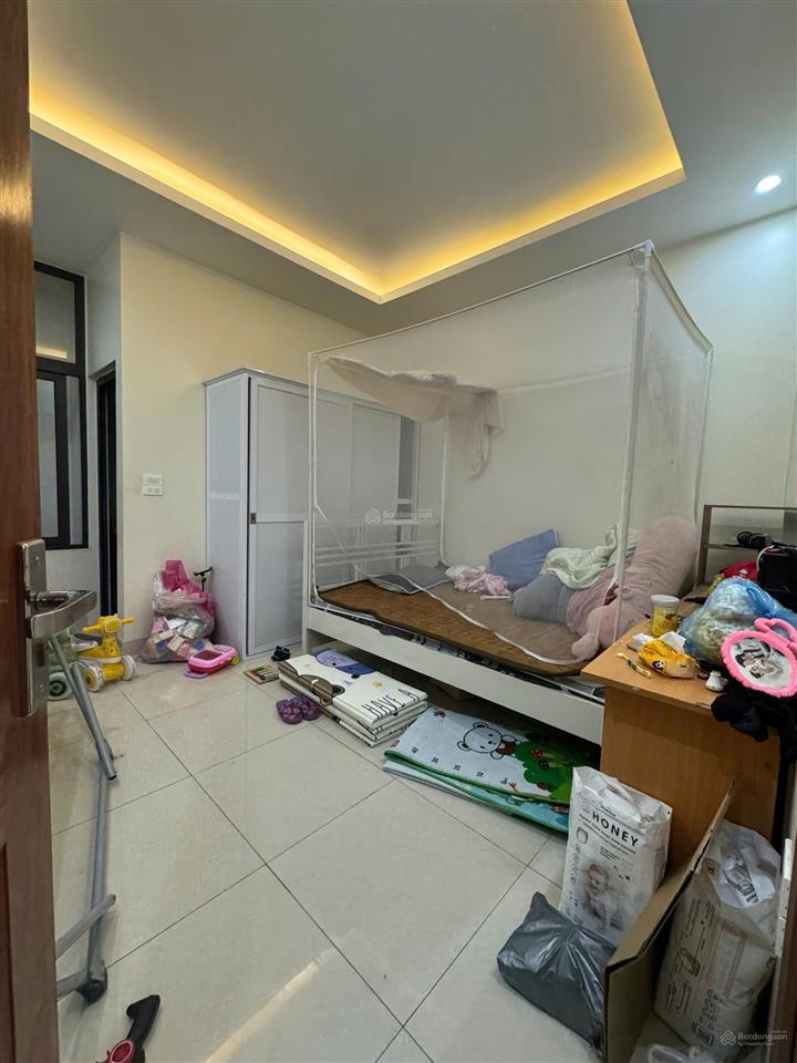 Bán nhà văn quán  lô góc 78m2 x 4 tầng đường 12m vỉa hè rộng giá nhỉnh 24