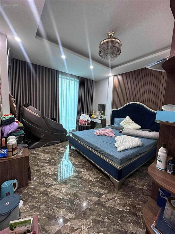 Bán nhà đẹp gần kđt xa la hà đông 50m2 x 6t, mt 5m  đường 12m vỉa hè rộng  nhỉnh 13 tỷ
