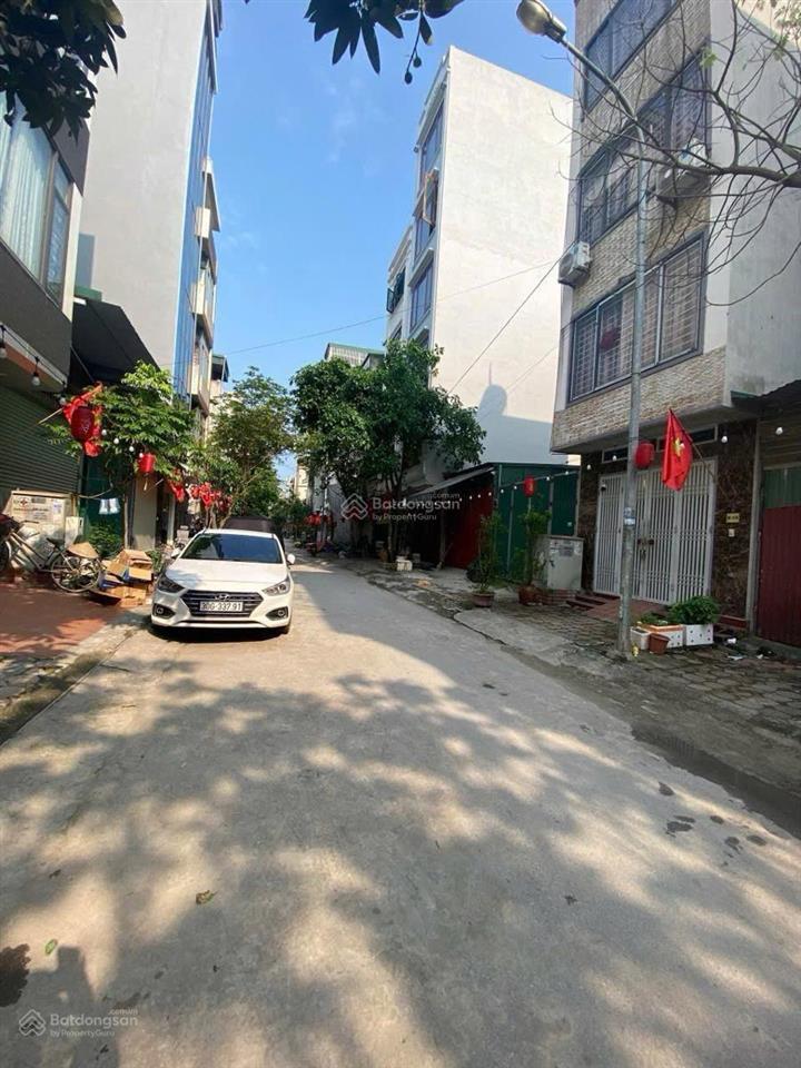 Bán nhà đấu giá mậu lương  ô tô tránh  vỉa hè  50m2 x 5t giá nhỉnh 12