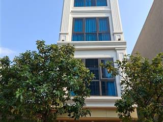Nhà đẹp dân xây 5,5 tầng full nội thất gần trục chính ô tô tránh, toạ lạc tt trâu quỳ, gia lâm,