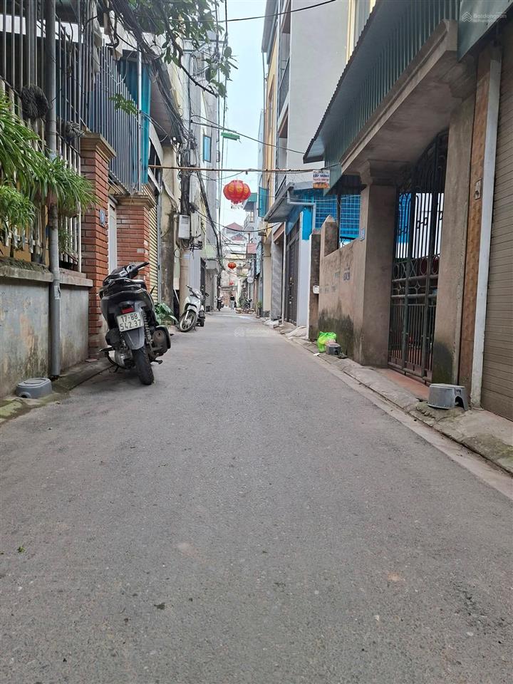 Bán nhà 4 tầng 41m mới tinh đa tốn bát tràng gia lâm cũ ô tô 7 chỗ đỗ