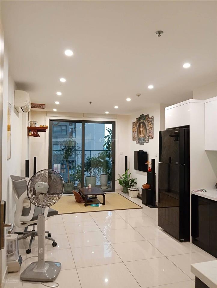Chính chủ cần bán gấp căn góc s1010606 vinhomes smart city view bể bơi và nội khu siêu đẹp