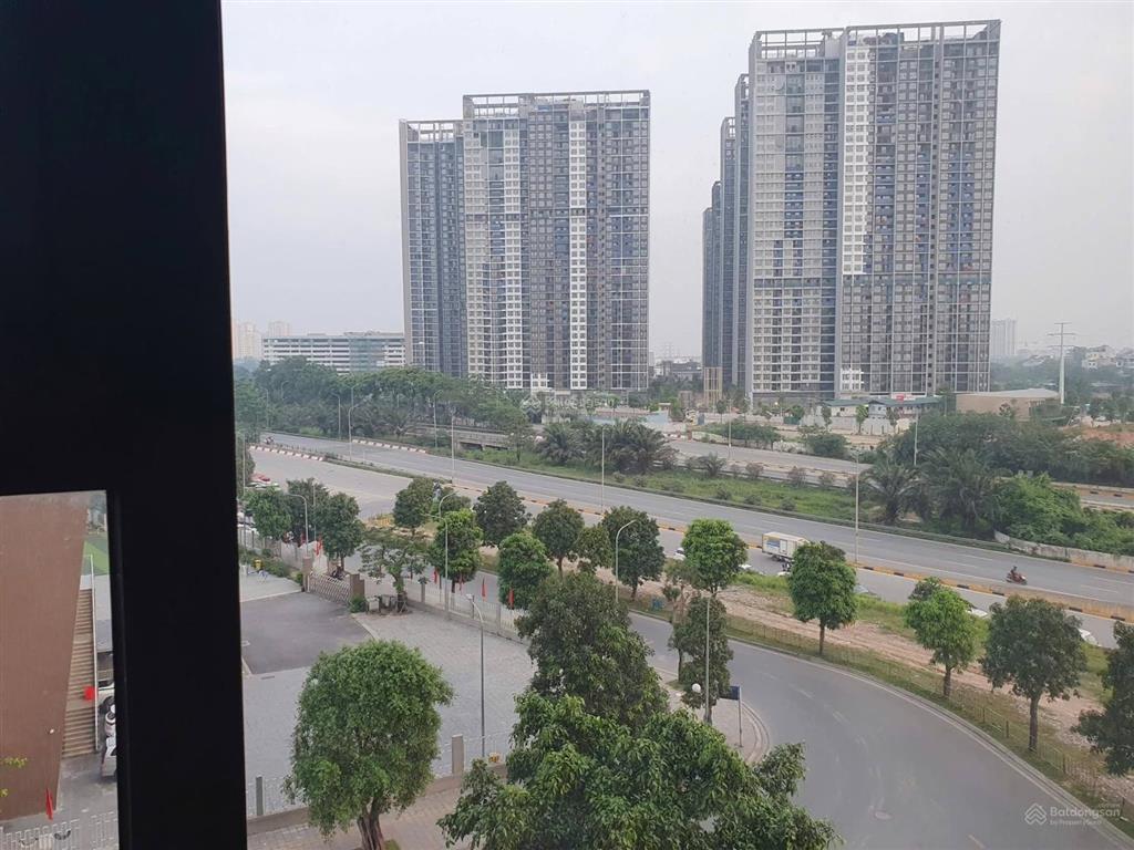 Chính chủ cần bán gấp căn góc s1010606 vinhomes smart city view bể bơi và nội khu siêu đẹp