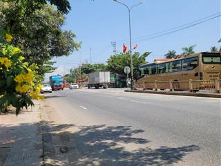 Thửa đất siêu đẹp tại thị trấn lăng cô, nằm trục ql1a thuận tiện trong việc kinh doanh mua bán.
