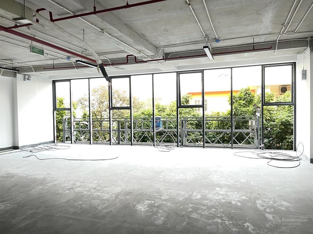 Bán toà biệt thự phố nguyễn chánh  cầu giấy | 120m  giá 70 tỷ