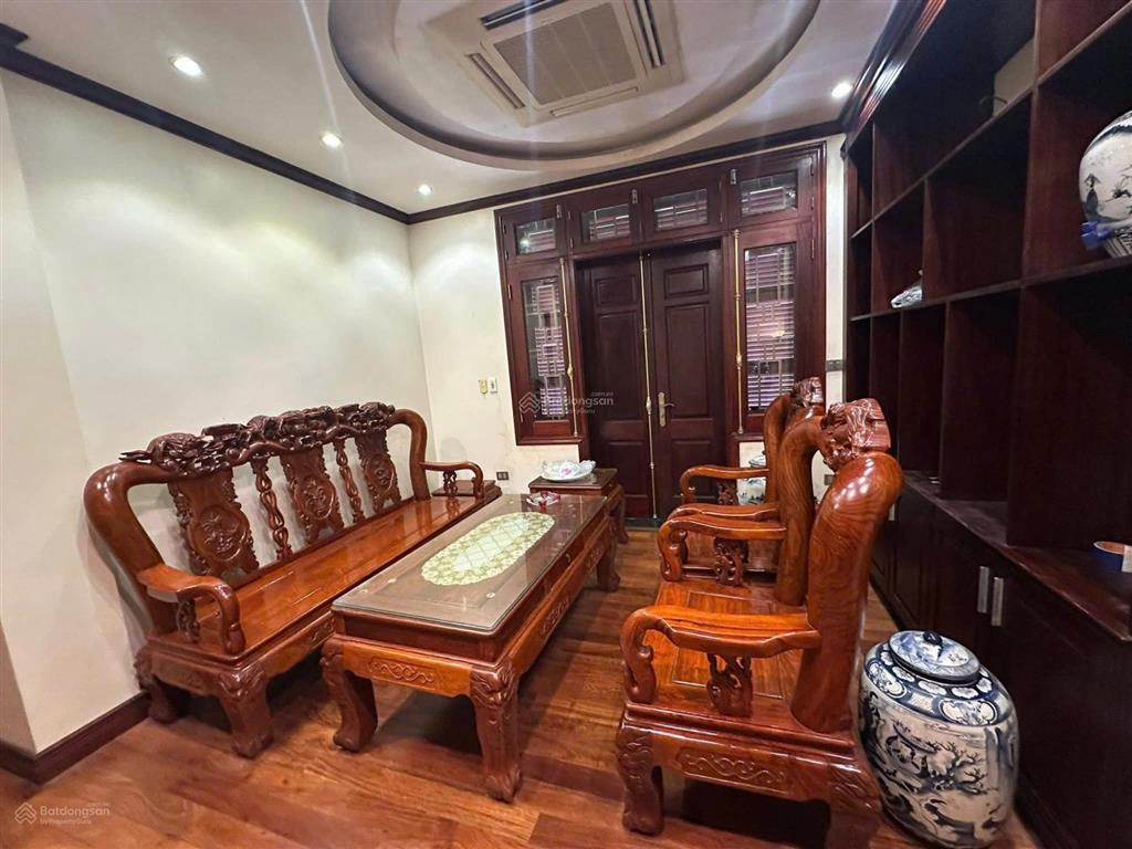 Chính chủ gửi bán bt ngoại giao đoàn chưa đến 50 tỷ đã sở hữu 6 tầng 102m.