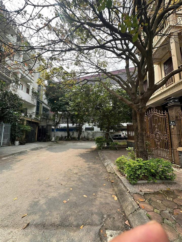 Chính chủ gửi bán bt ngoại giao đoàn chưa đến 50 tỷ đã sở hữu 6 tầng 102m.