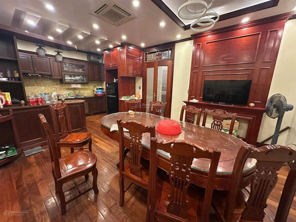 Chính chủ gửi bán bt ngoại giao đoàn chưa đến 50 tỷ đã sở hữu 6 tầng 102m.