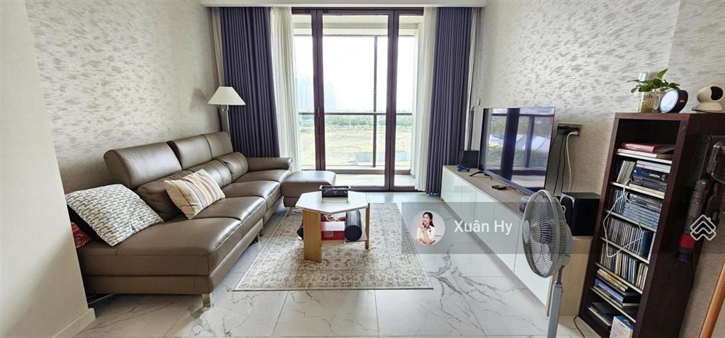 Hàng hiếm bán căn góc the galleria (metropole) 3pn  139m2  2 mặt thoáng  view panorama