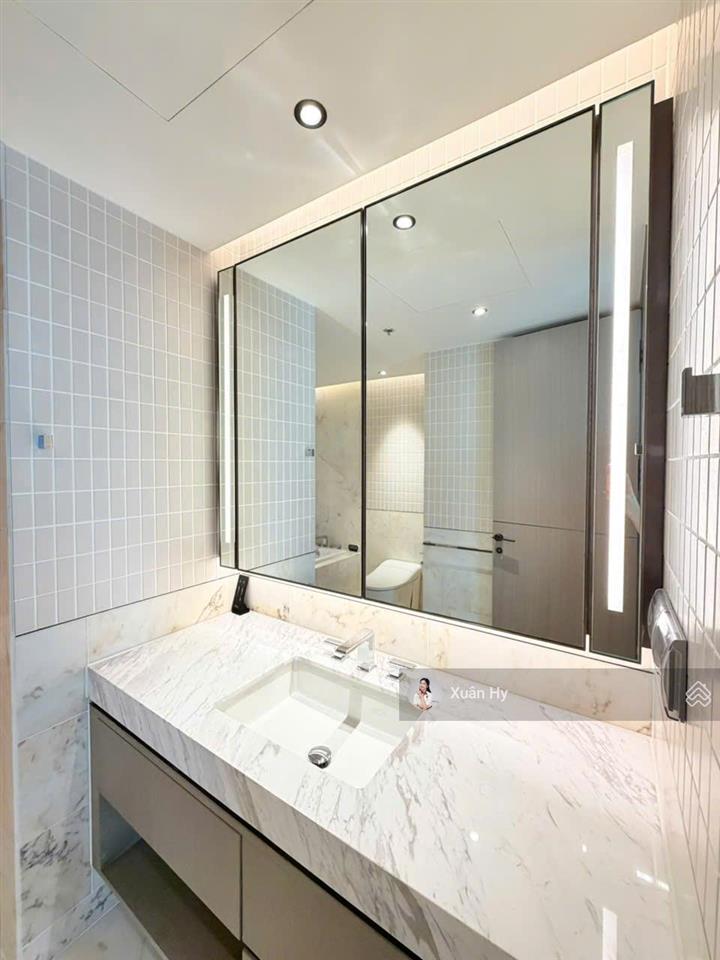 [view sông & cầu ba son] cho thuê 1pn grand marina saigon  full nội thất  miễn phí quản lý