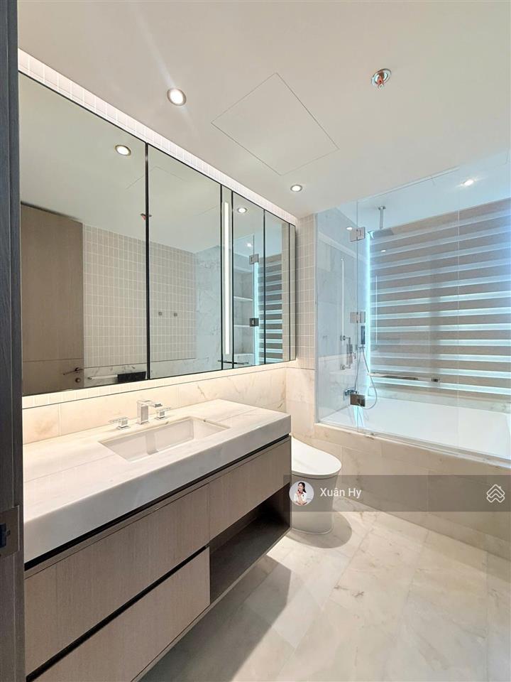 Căn góc trực diện sông cho thuê 2pn grand marina saigon view panorama thủ thiêm