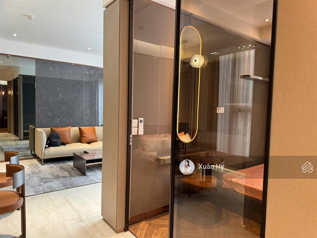 View bitexco & sông  cho thuê 2pn the opera metropole full nội thất thiết kế đẹp sang trọng